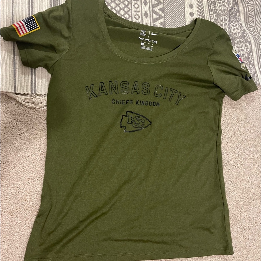 New women’s KC chiefs top army addition!
